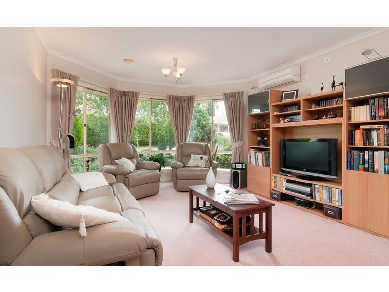 2 Michael Lane, Mount Evelyn VIC 3796