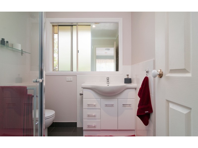 2 Michael Lane, Mount Evelyn VIC 3796