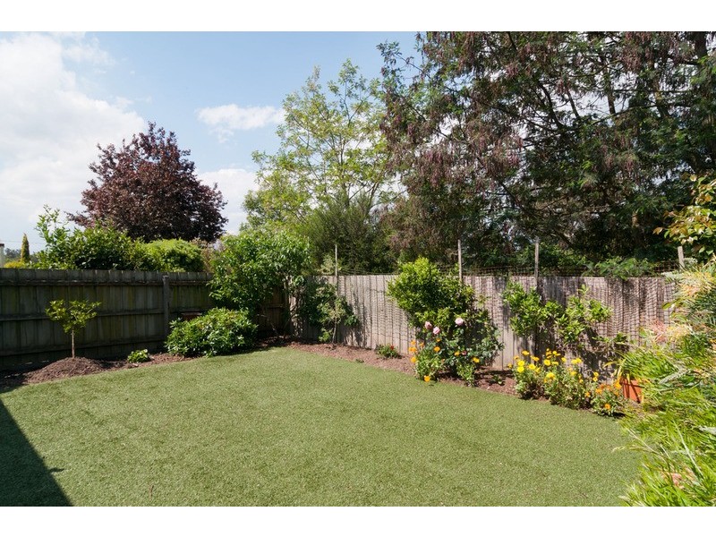 2 Michael Lane, Mount Evelyn VIC 3796