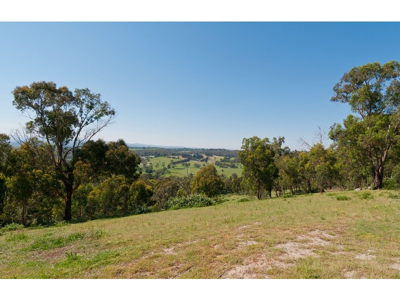 13 Fords Road, Gruyere VIC 3770