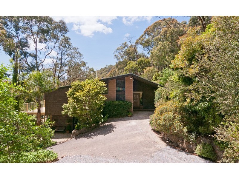 1068 Mount Dandenong Tourist Road, Montrose VIC 3765