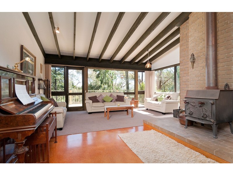 1068 Mount Dandenong Tourist Road, Montrose VIC 3765