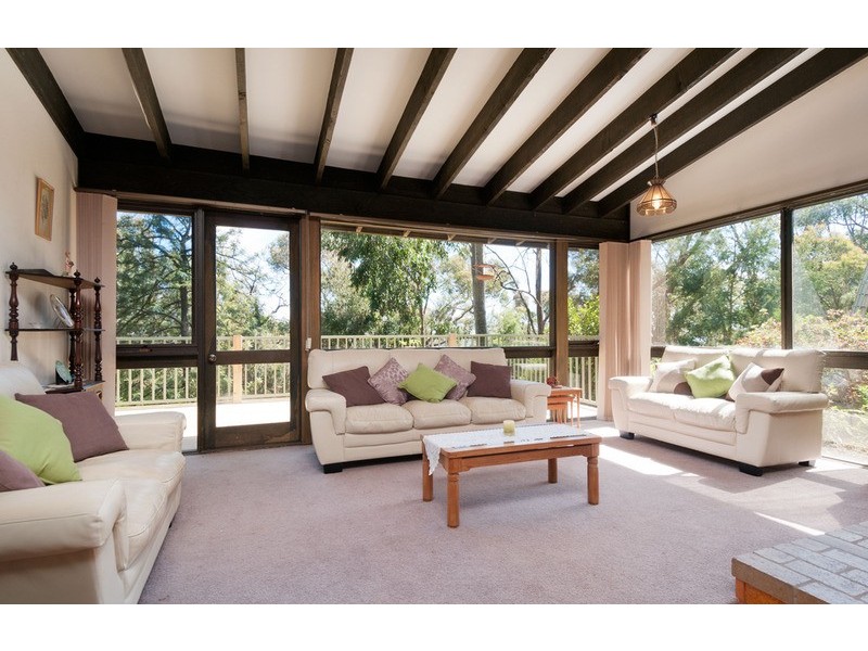 1068 Mount Dandenong Tourist Road, Montrose VIC 3765