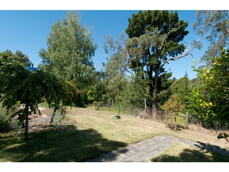 68 Johns Crescent, Mount Evelyn VIC 3796