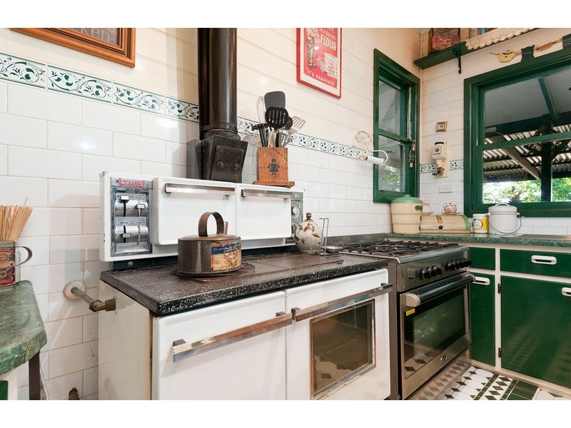 240 Queens Road, Wandin East VIC 3139