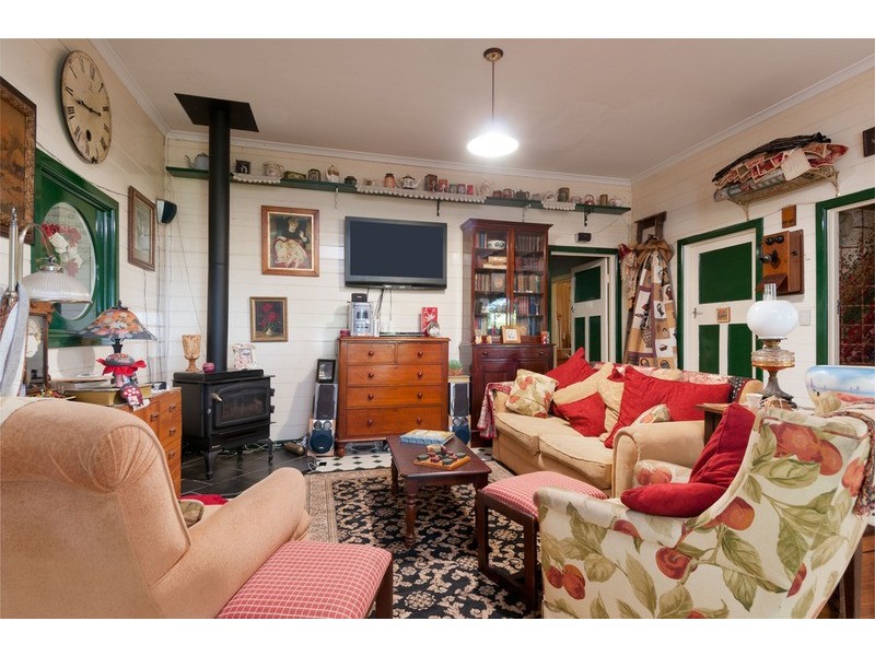 240 Queens Road, Wandin East VIC 3139