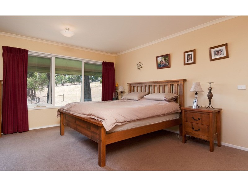 32 Tainton Street, Wandin North VIC 3139