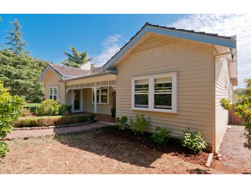 303a Monbulk  Road, Silvan VIC 3795