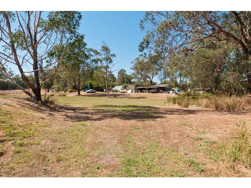 11 Maurice Road, Wandin North VIC 3139