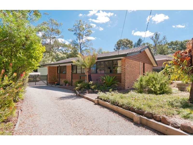 43 Rangeview Road, Mount Evelyn VIC 3796