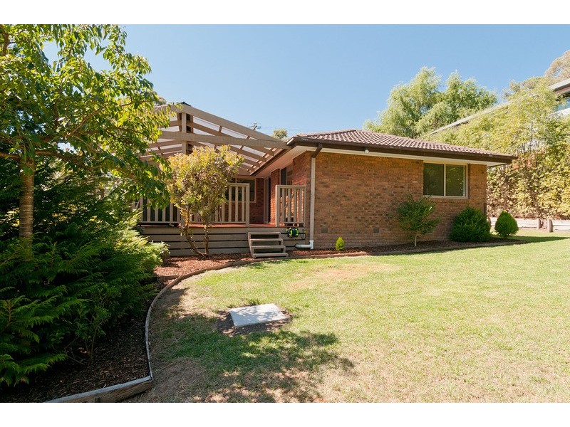 18 Currawong Avenue, Montrose VIC 3765