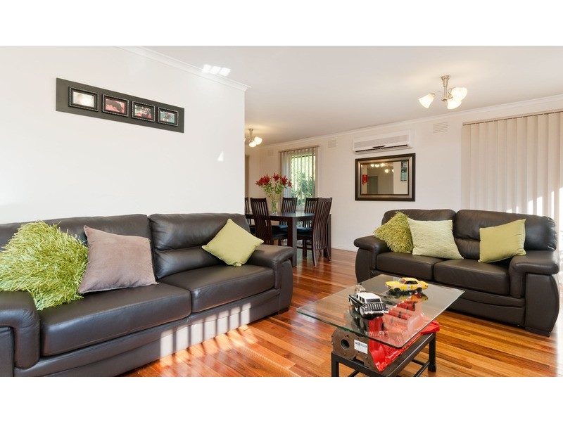 18 Currawong Avenue, Montrose VIC 3765