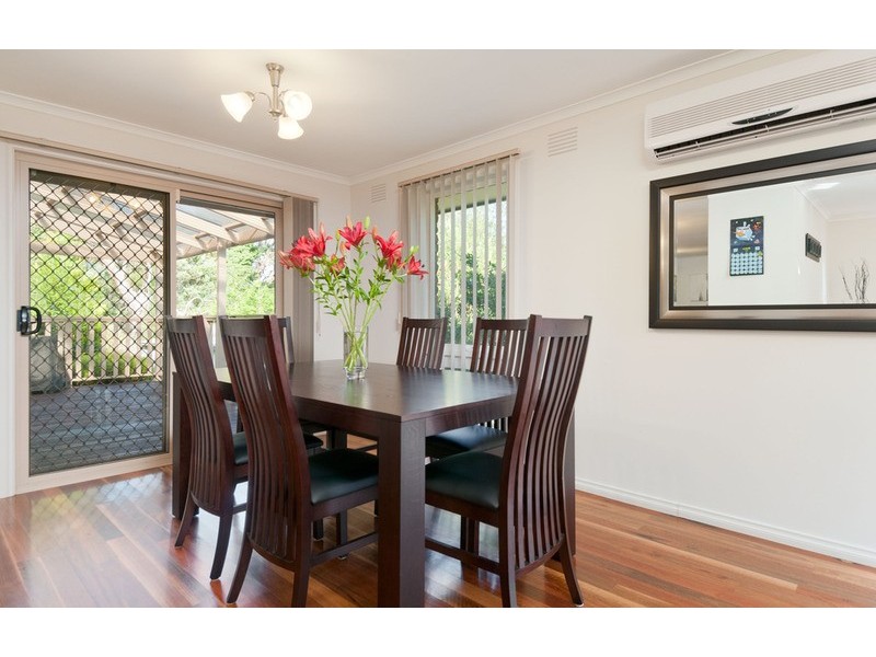 18 Currawong Avenue, Montrose VIC 3765