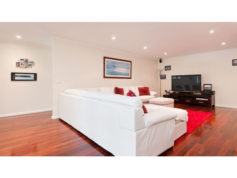 15 Belair Close, Seville VIC 3139