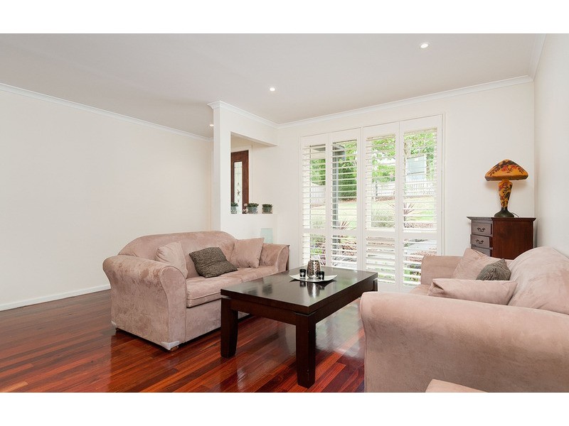 15 Belair Close, Seville VIC 3139