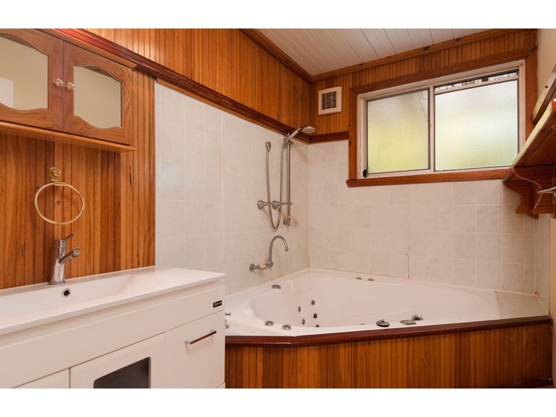 12 Warrawee Road, Mount Evelyn VIC 3796