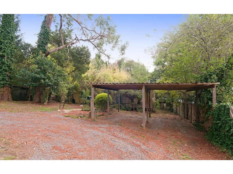 12 Warrawee Road, Mount Evelyn VIC 3796