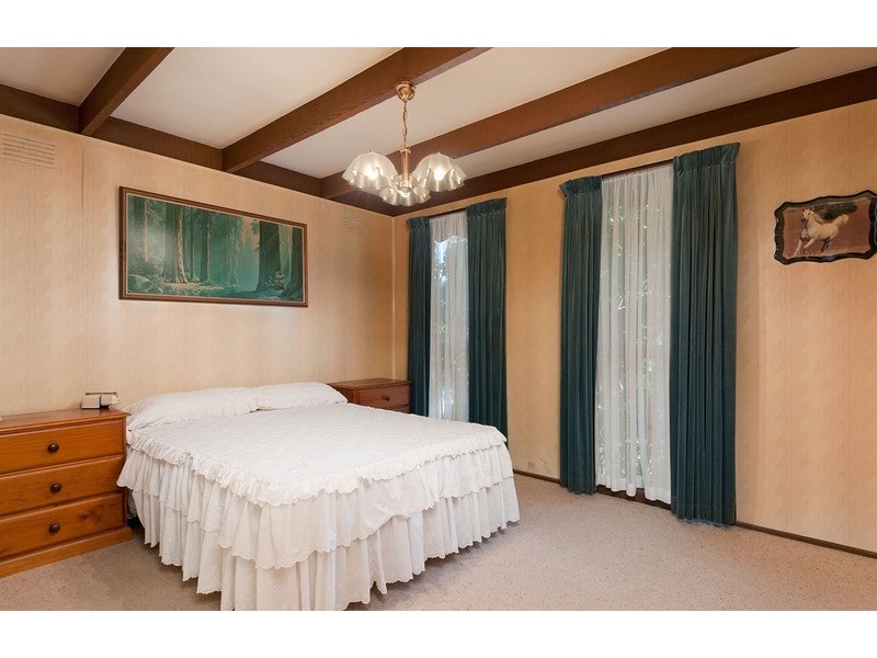 24 Sarah Court, Montrose VIC 3765