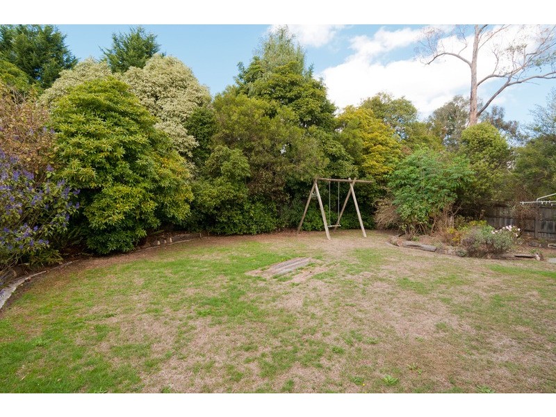 24 Sarah Court, Montrose VIC 3765