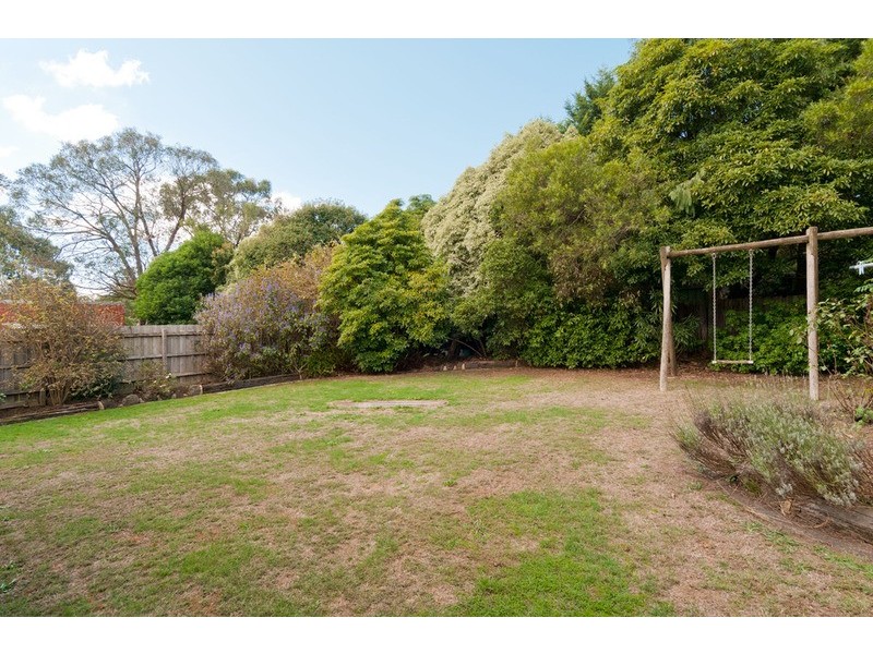 24 Sarah Court, Montrose VIC 3765