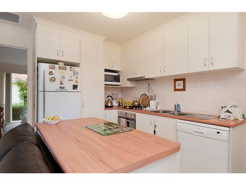 6/7 Pleasant Street, Kilsyth VIC 3137