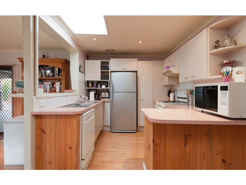 15 Witham  Drive, Coldstream VIC 3770