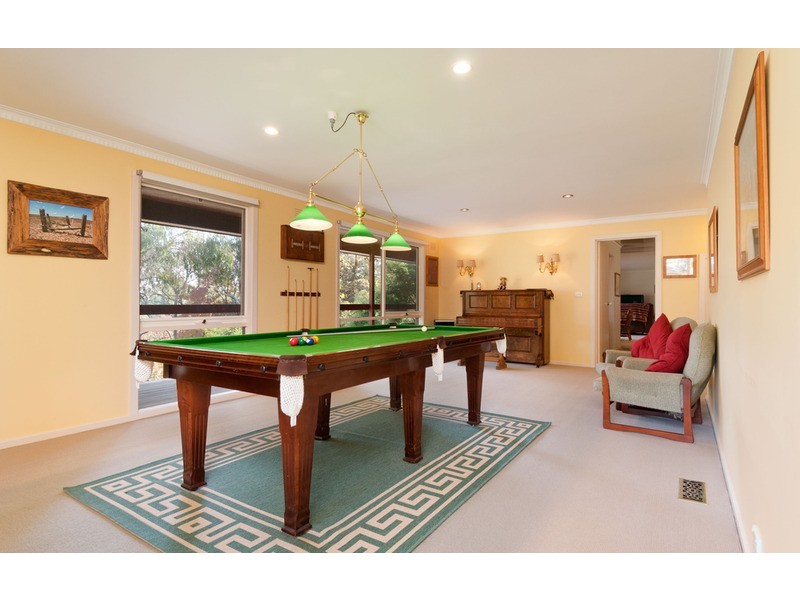 25 Warrawee Road, Mount Evelyn VIC 3796