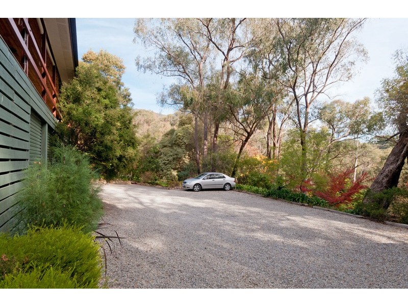 25 Warrawee Road, Mount Evelyn VIC 3796
