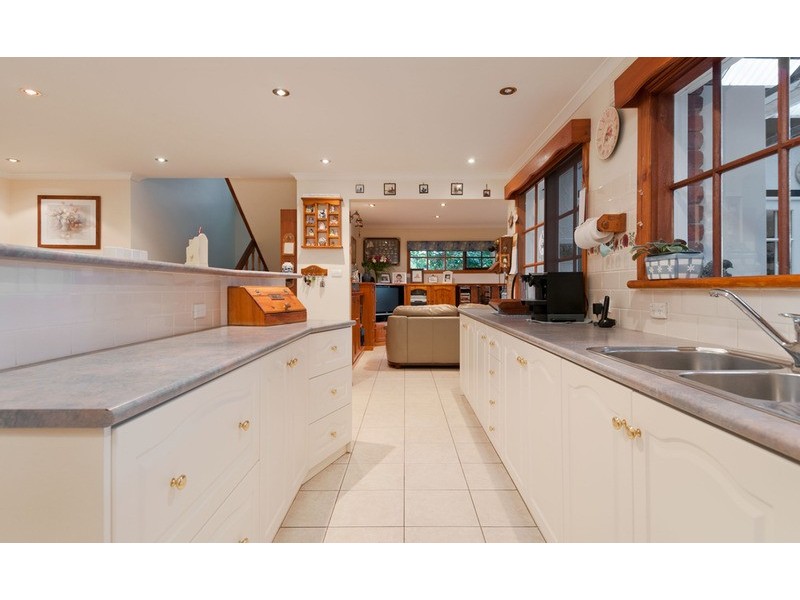 26 Buckmaster Drive, Mount Evelyn VIC 3796