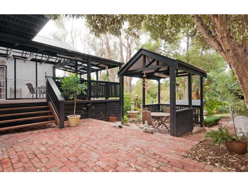 26 Buckmaster Drive, Mount Evelyn VIC 3796