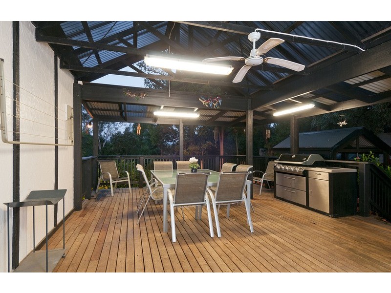 26 Buckmaster Drive, Mount Evelyn VIC 3796