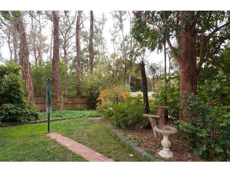 26 Buckmaster Drive, Mount Evelyn VIC 3796