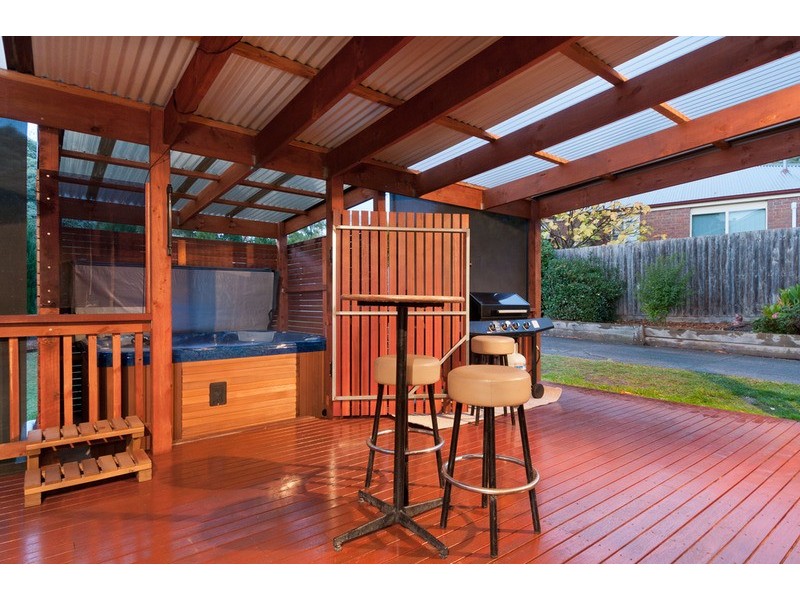 1/1 McGregor Court, Mount Evelyn VIC 3796