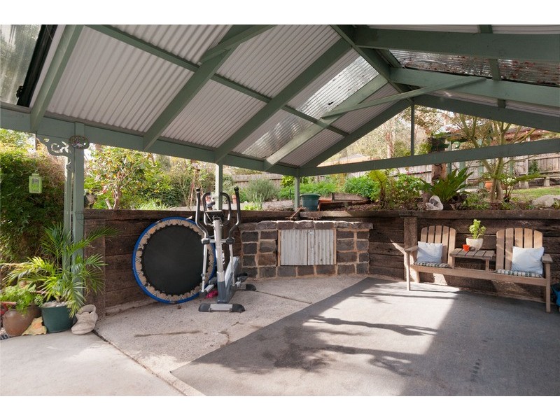 244 Swansea  Road, Mount Evelyn VIC 3796