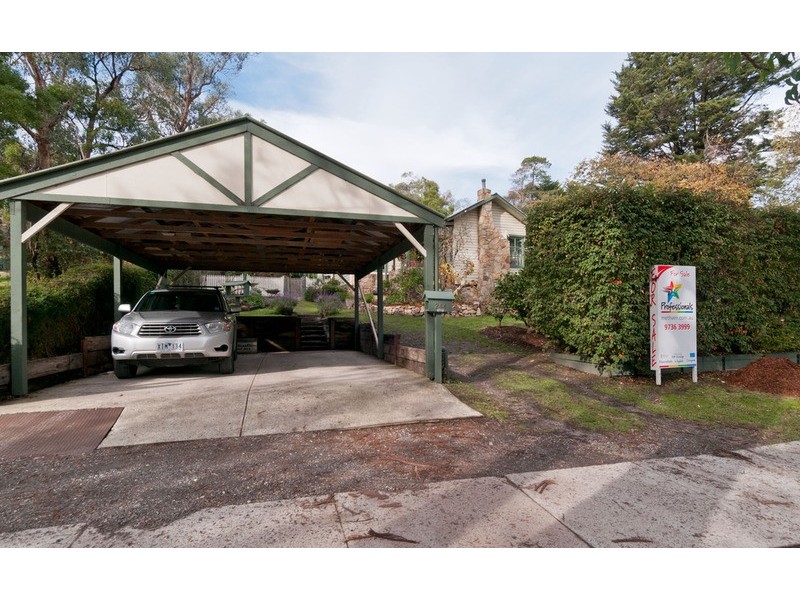 244 Swansea  Road, Mount Evelyn VIC 3796