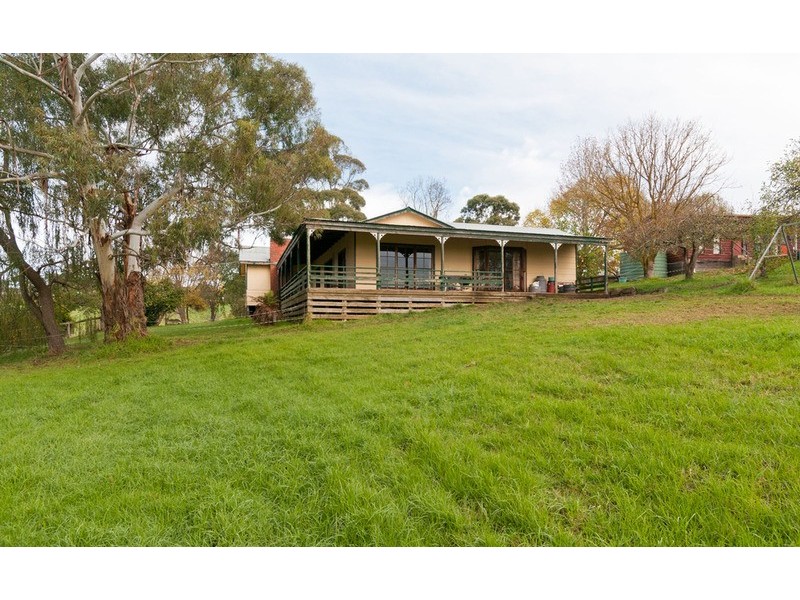 60 De Lancey Road, Wandin North VIC 3139