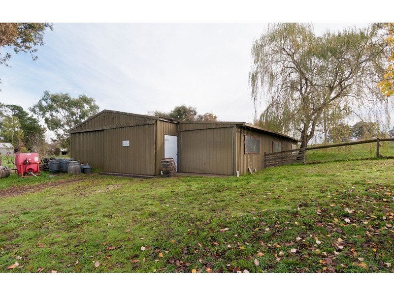 60 De Lancey Road, Wandin North VIC 3139