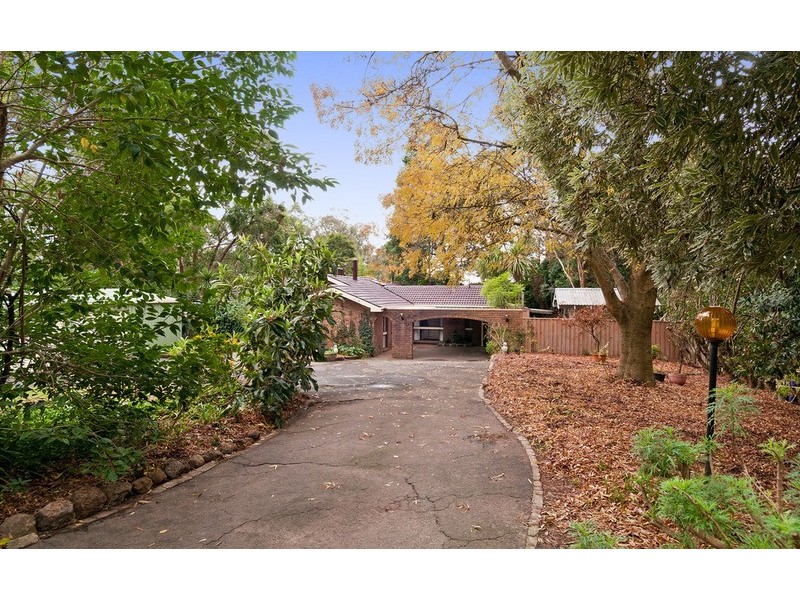 54 Warrawee Road, Mount Evelyn VIC 3796