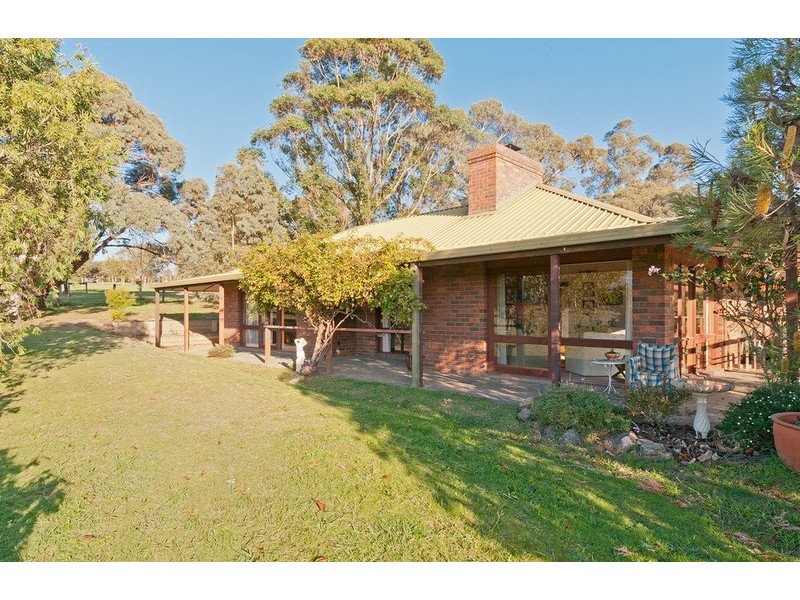 270 Old Warburton Highway, Woori Yallock VIC 3139