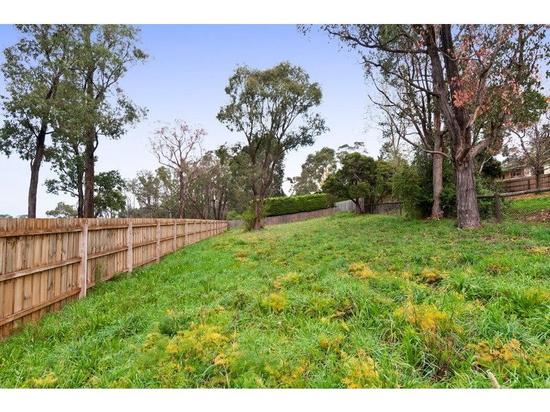 24 Queens Road, Silvan VIC 3795