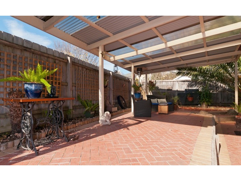 28 Chatswood Grove, Chirnside Park VIC 3116