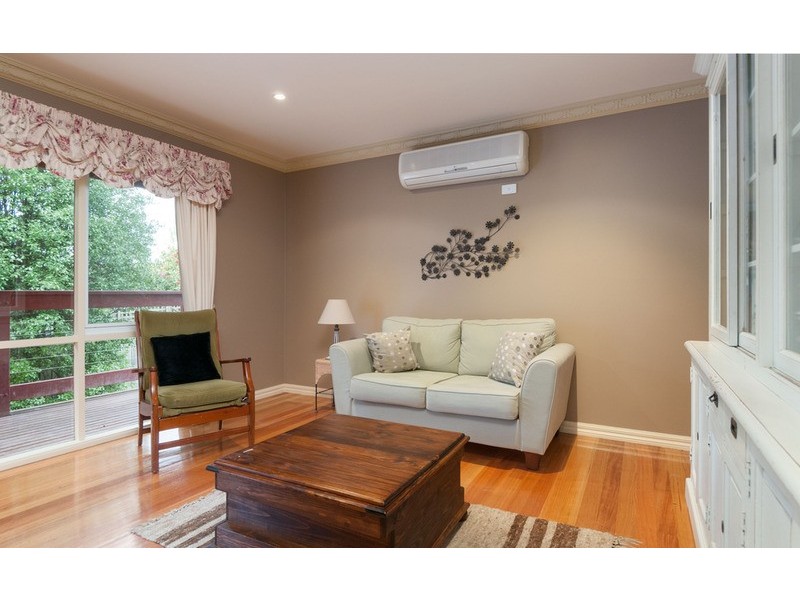 34 Spring  Street, Mount Evelyn VIC 3796