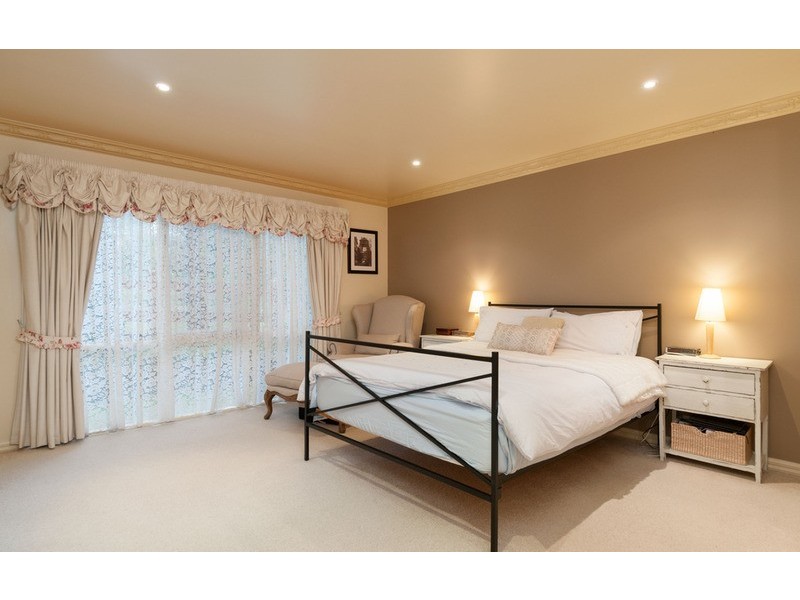 34 Spring  Street, Mount Evelyn VIC 3796