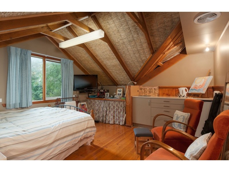 34 Spring  Street, Mount Evelyn VIC 3796