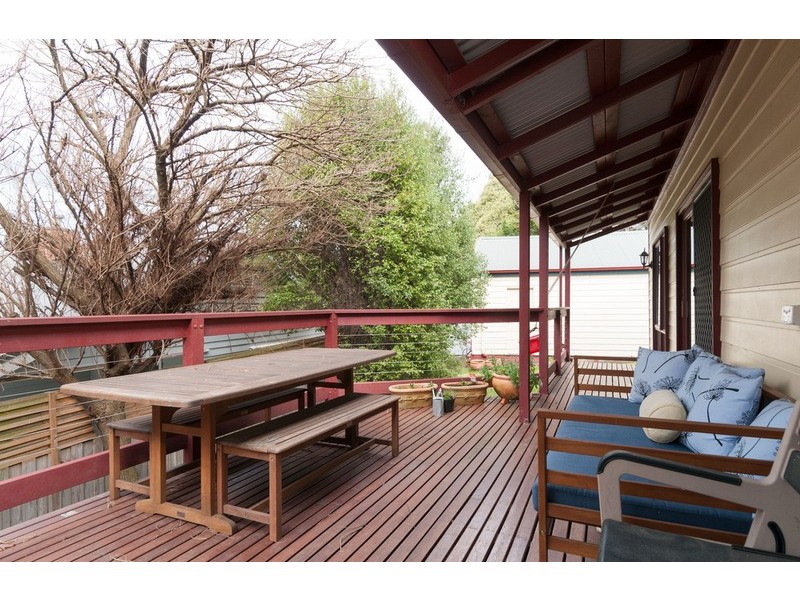 34 Spring  Street, Mount Evelyn VIC 3796