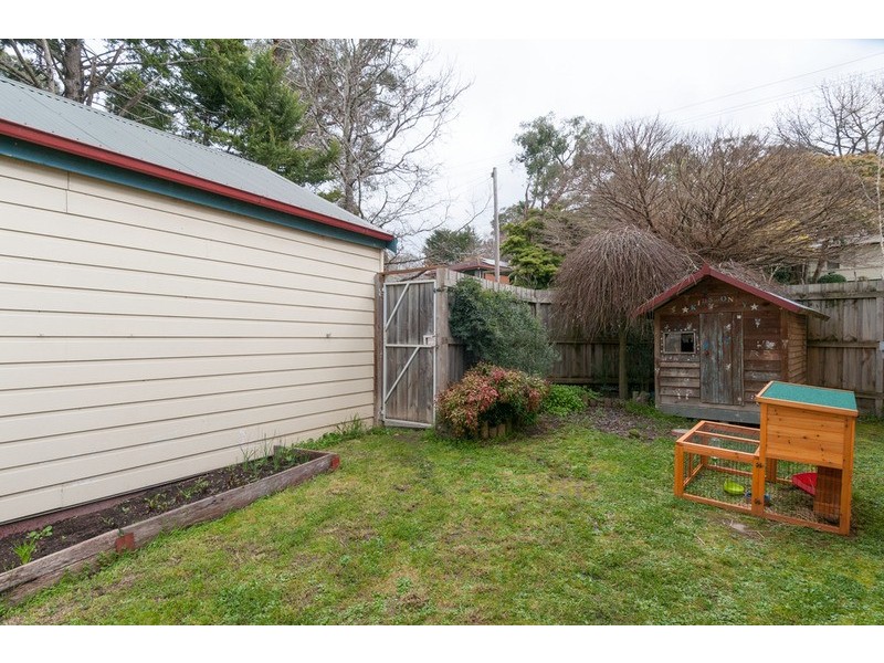 34 Spring  Street, Mount Evelyn VIC 3796