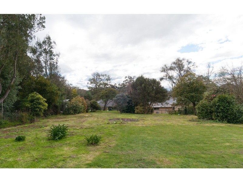 8a George Street, Wandin North VIC 3139