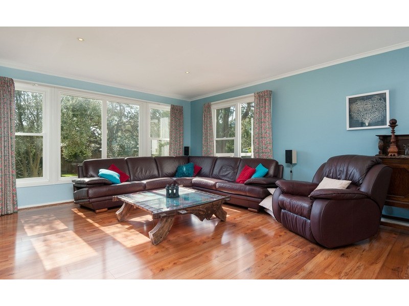 6 Kent  Road, Launching Place VIC 3139