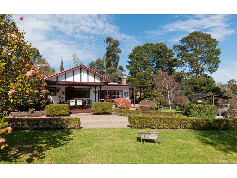 20 Bailey Grove, Wandin North VIC 3139