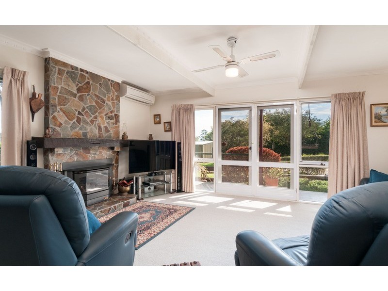 20 Bailey Grove, Wandin North VIC 3139